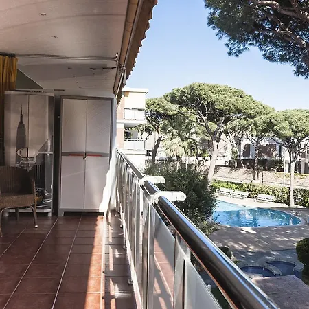 Lets Holidays Diagonal Orient Castelldefels