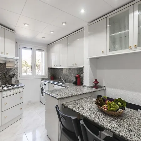 Lets Holidays Diagonal Orient Apartment