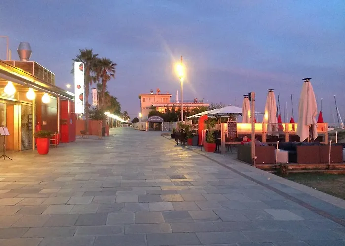 Lets Holidays Diagonal Orient Castelldefels